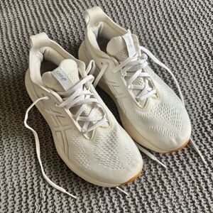 Women’s Asics Gel Nimbus 25 Running Shoes